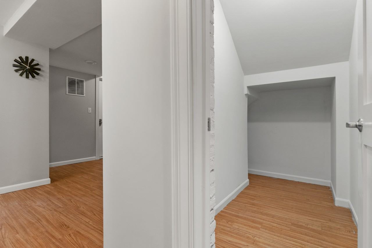 36 Emerson St #4 - Photo 3 of 19