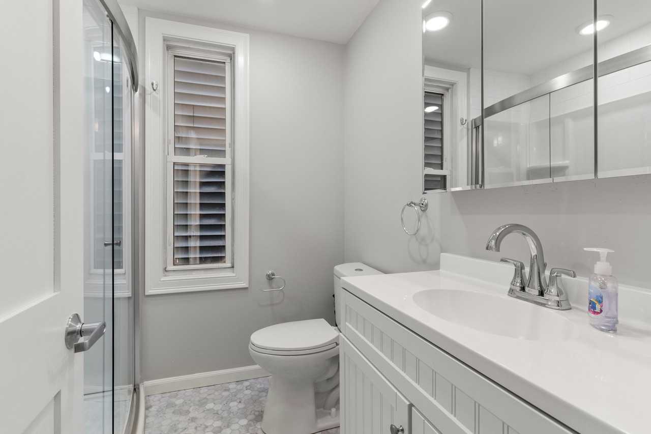 36 Emerson St #4 - Photo 4 of 19