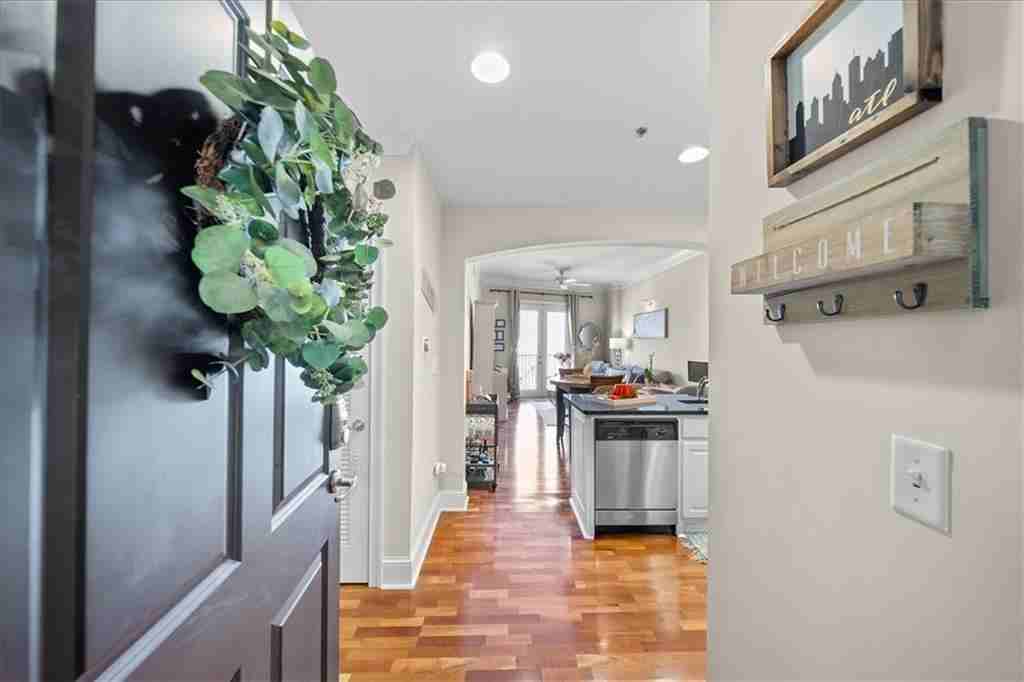 2277 Peachtree Rd Ne #811 - Photo 5 of 11