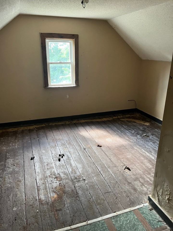 819 May St #NA - Photo 5 of 8