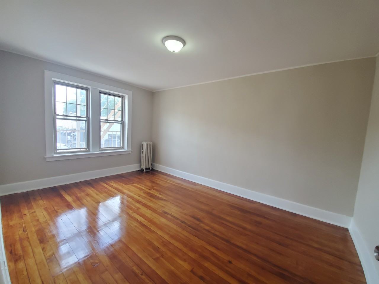 382 Bloomfield Ave #2 - Photo 6 of 8