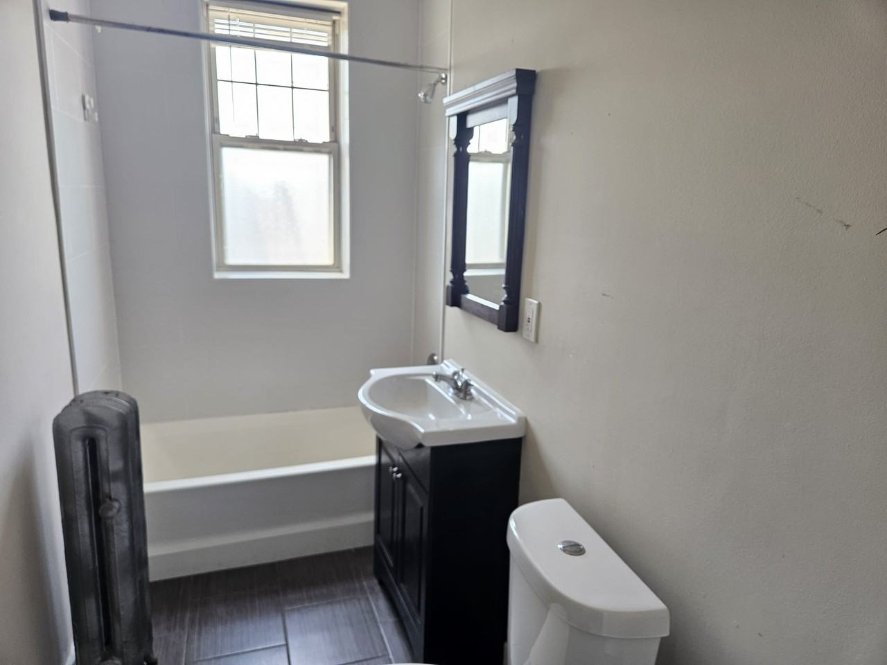 382 Bloomfield Ave #2 - Photo 7 of 8