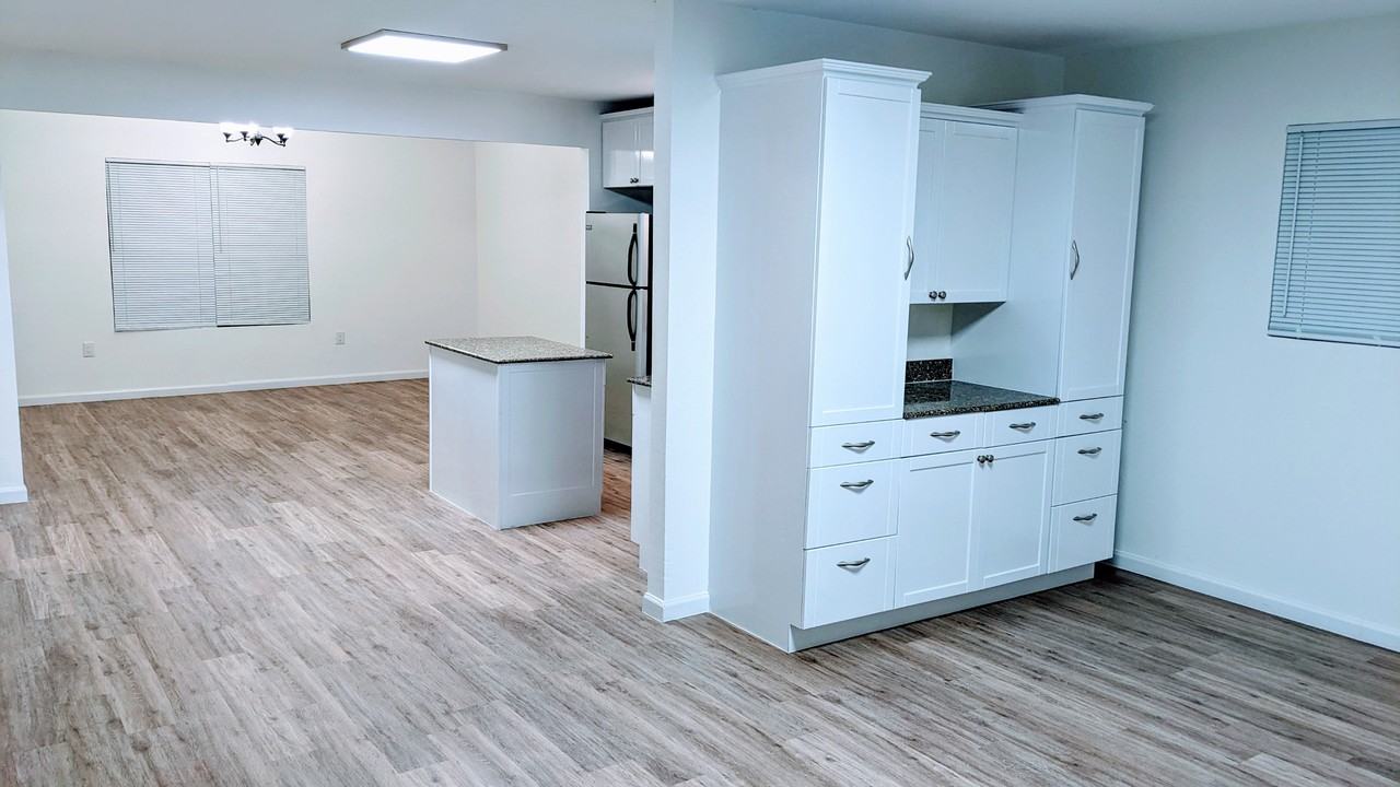 13 Flamenco Cir #NA - Photo 3 of 20