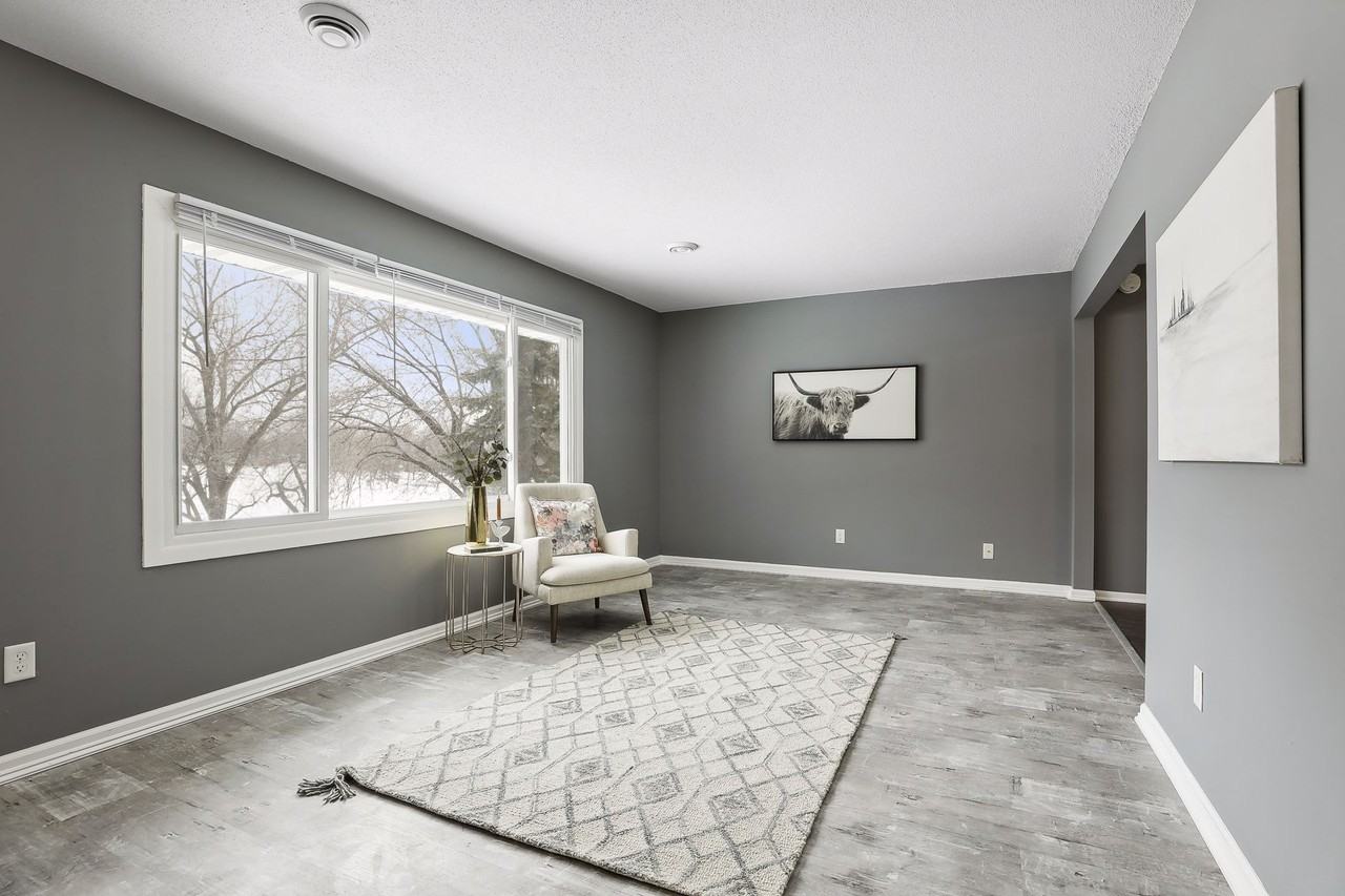 439 Arlington Ave E #2 - Photo 6 of 28