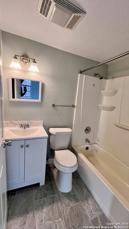 1218 Nw 23rd St #2 - Photo 5 of 10