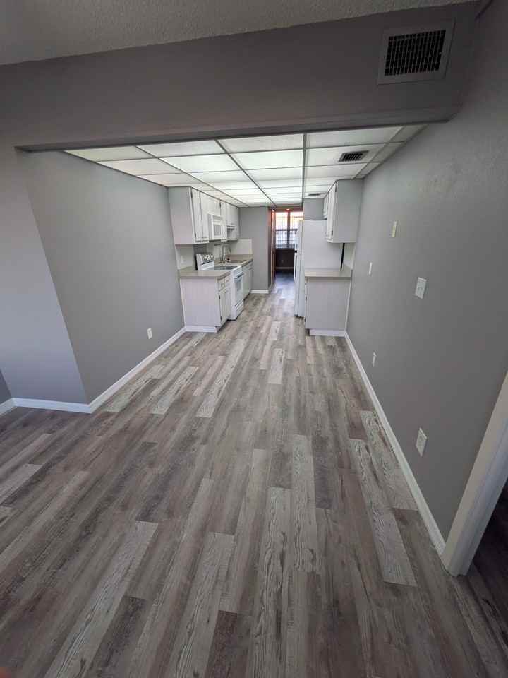 4710 Bay St Ne #216 - Photo 7 of 14