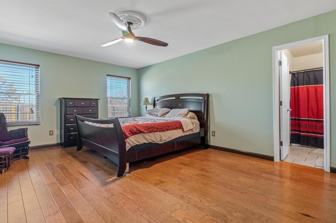 120 Live Oak Ln #NA - Photo 6 of 23