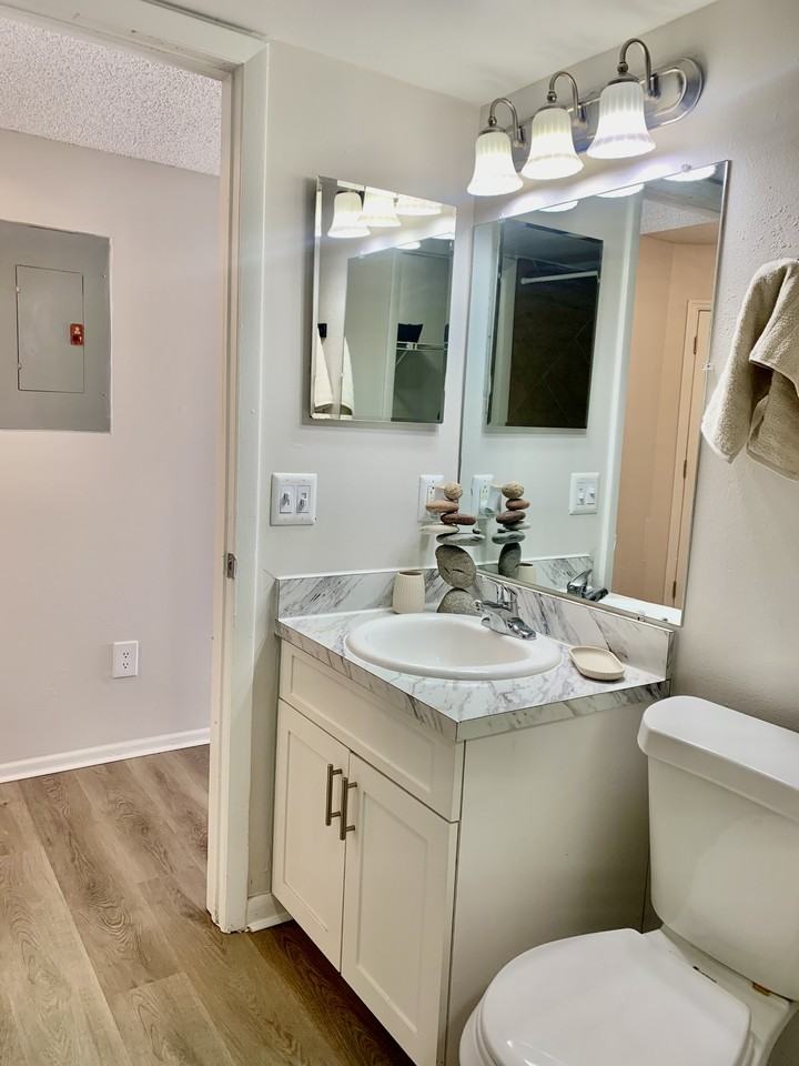 2558 W Bird St #01-2558 - Photo 2 of 50