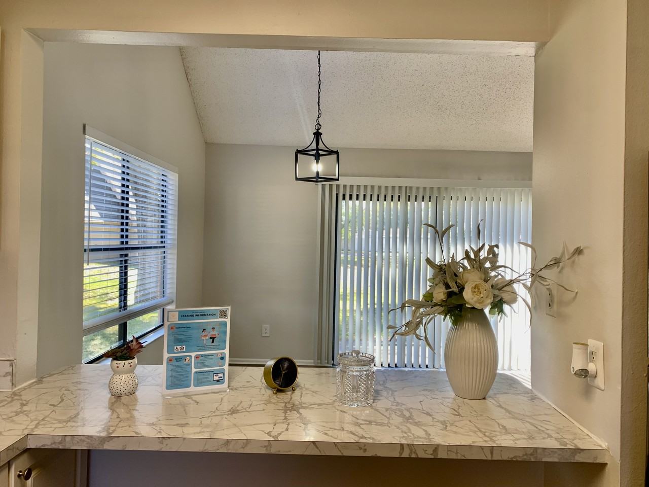 2558 W Bird St #01-2558 - Photo 4 of 50