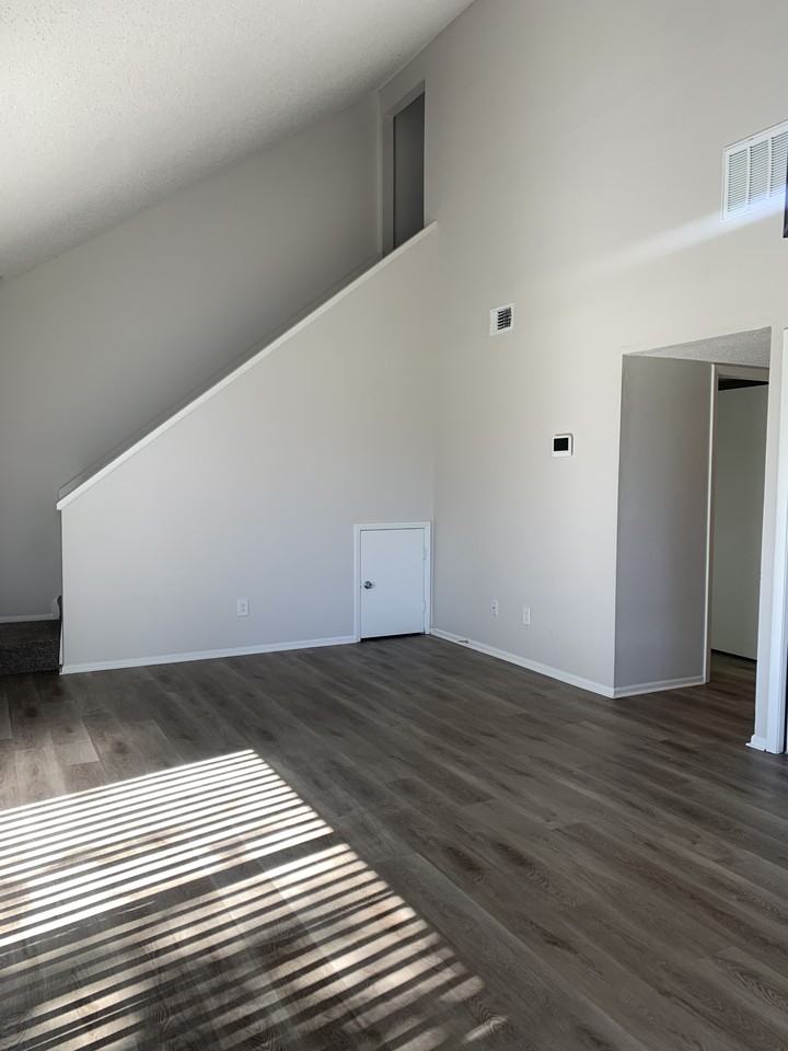 2558 W Bird St #01-2558 - Photo 6 of 50