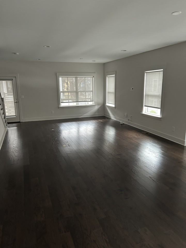 606 Centerpoint Ln #NA - Photo 6 of 15