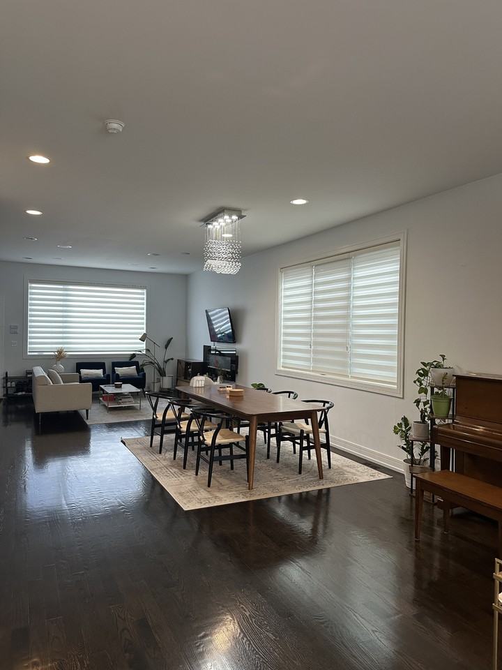 2050 N Hamlin Ave #NA - Photo 3 of 13