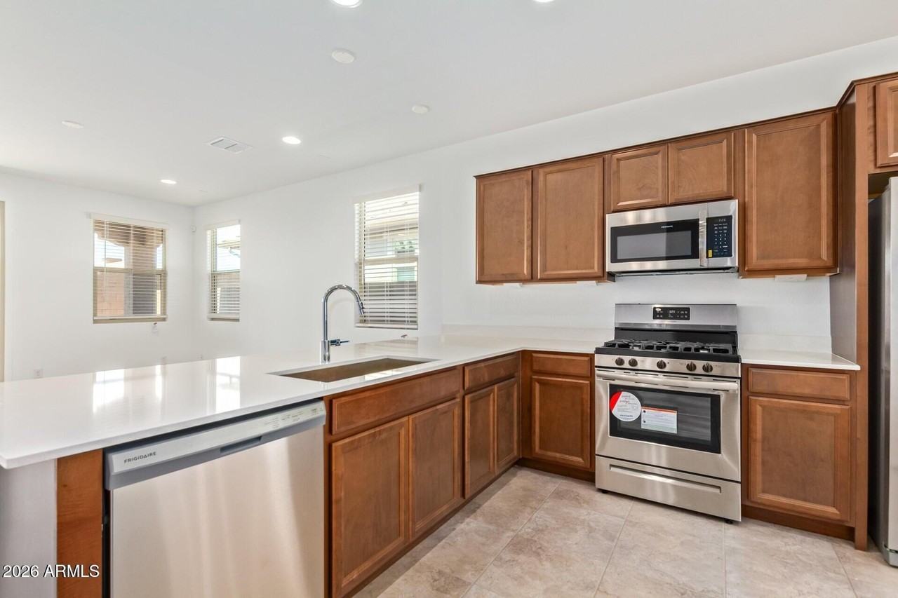 8910 W Palo Verde Dr - Photo 6 of 28