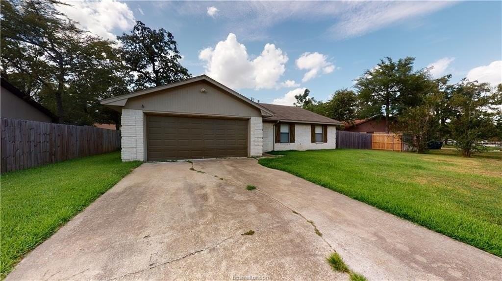 1003 Val Verde Dr - Photo 3 of 28