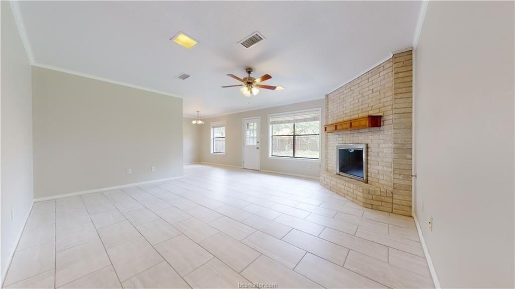 1003 Val Verde Dr - Photo 5 of 28