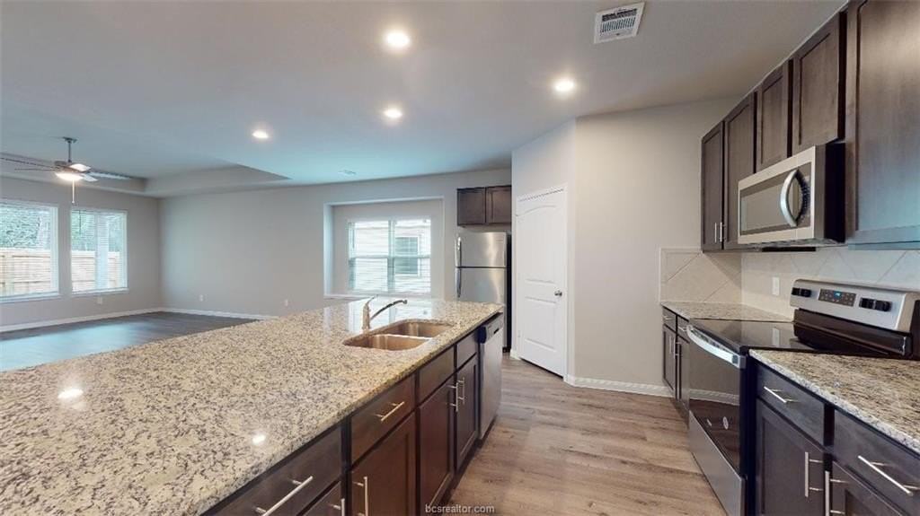 5789 Cerrillos Dr - Photo 5 of 35