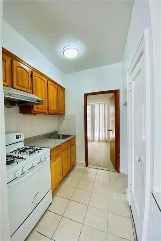 34 Bay 10th St #2 - Photo 4 of 6