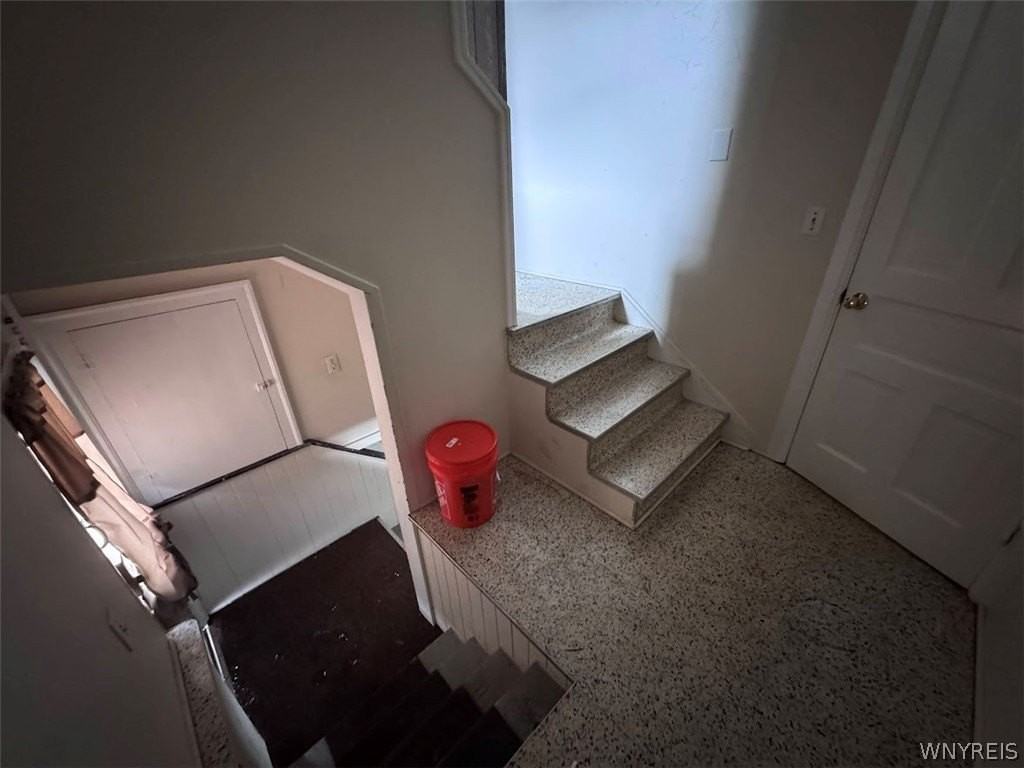 350 Delaware St Unit 2 #2 - Photo 4 of 19