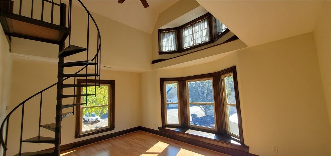 30 Main St Apt 1 #1 - Photo 3 of 12