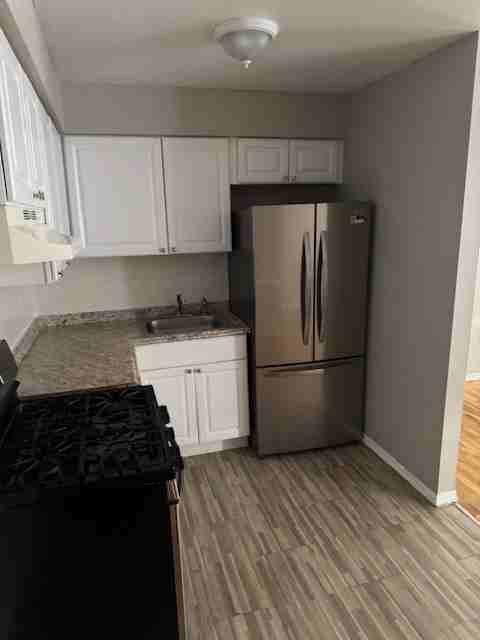 318 W Jersey St #C7 - Photo 3 of 14