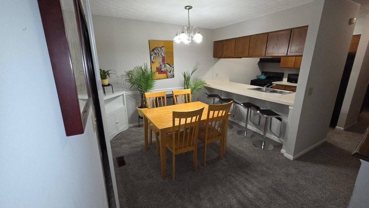 5388 Flintstone Dr - Photo 5 of 18