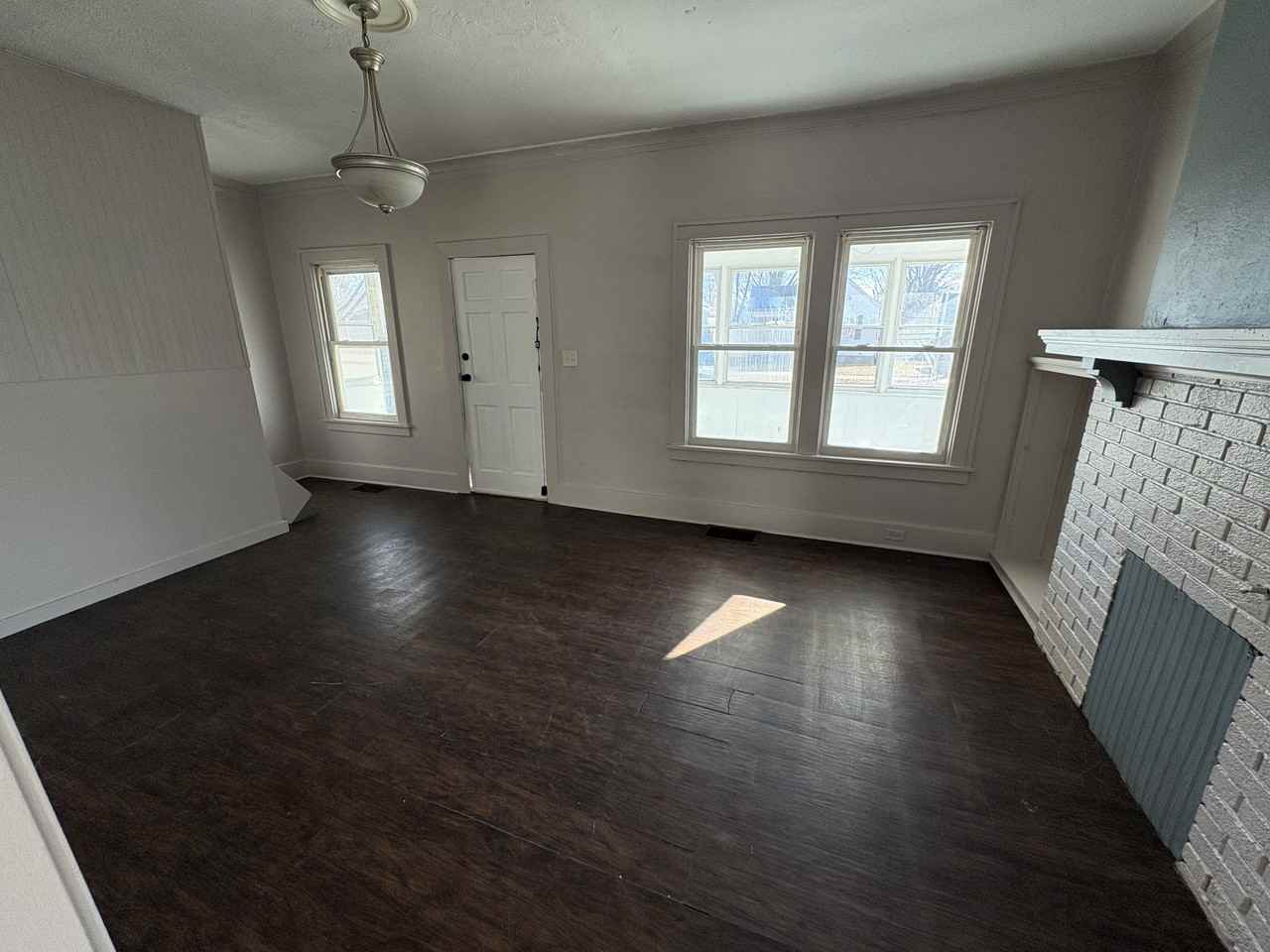 1111 East Republic Street - Photo 2 of 14