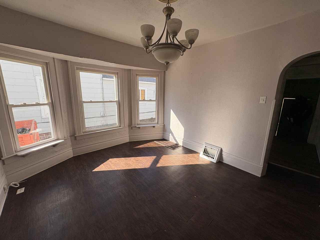 1111 East Republic Street - Photo 4 of 14