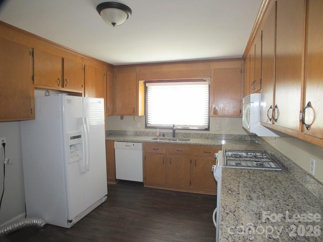 6561 Morehead Rd - Photo 4 of 19