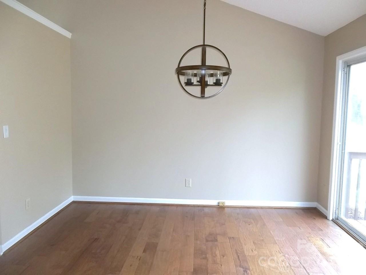 115 W Bank Dr - Photo 6 of 17