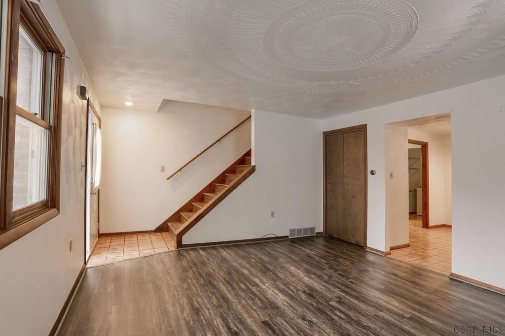 111 Industrial Park Rd Apt C - Photo 5 of 21