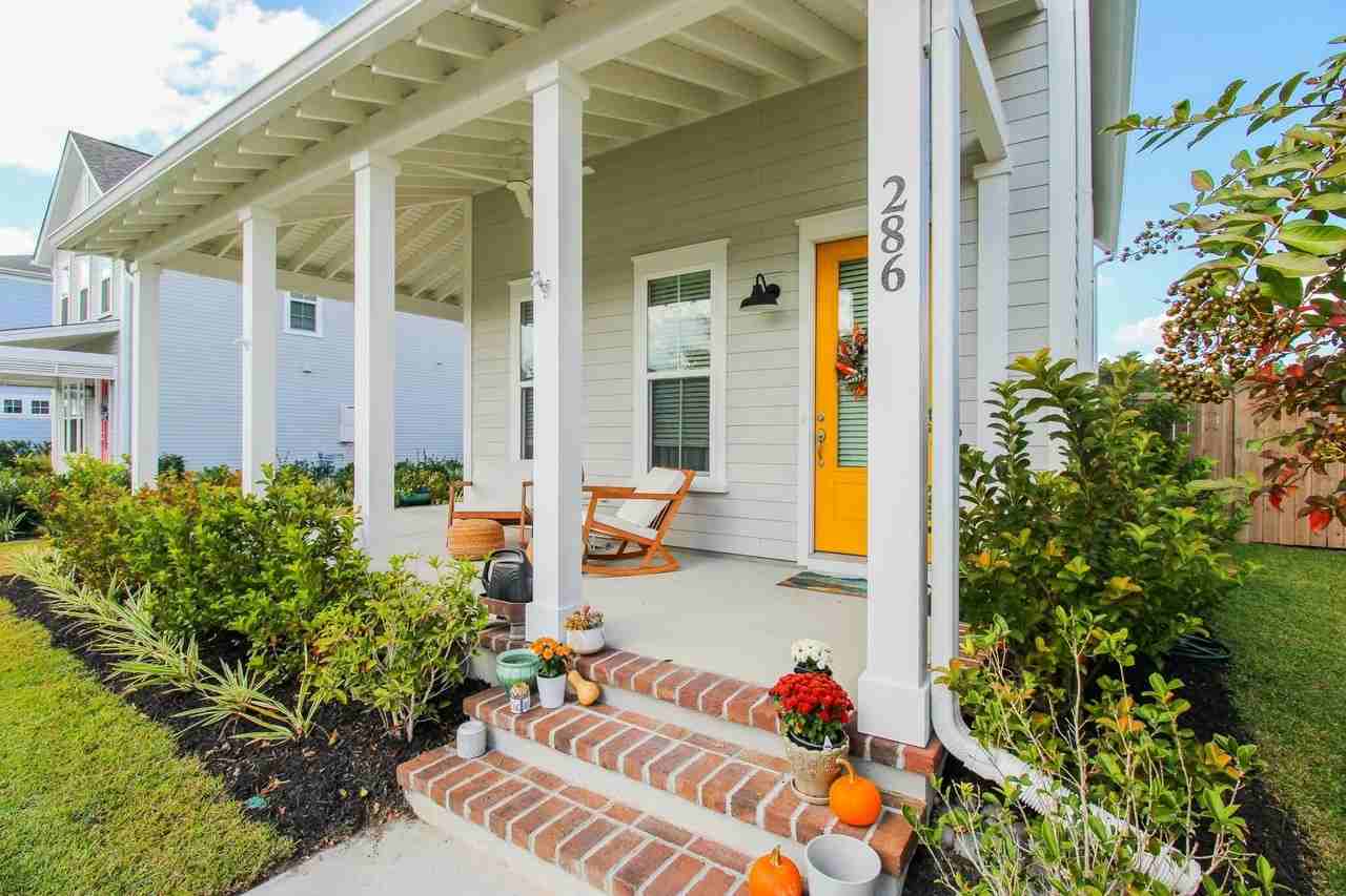 286 Great Lawn Dr - Photo 2 of 32