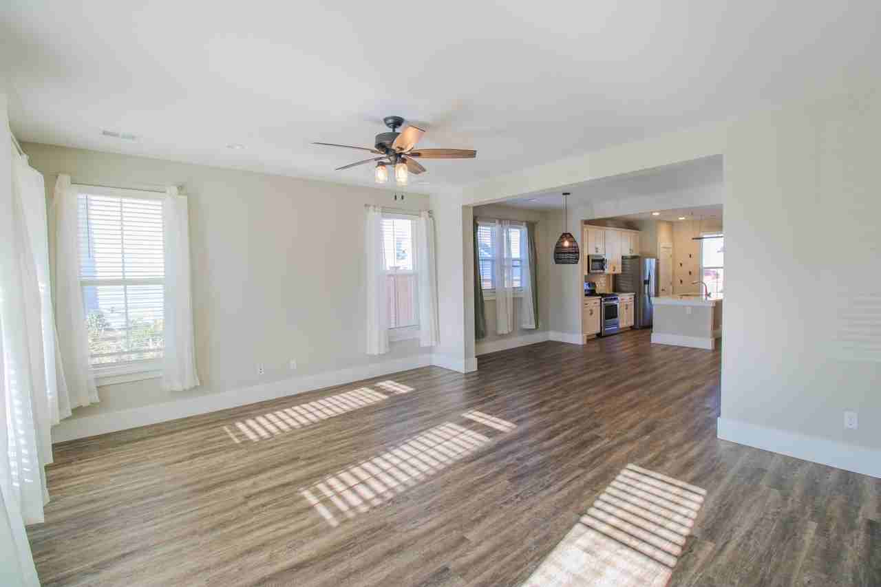 286 Great Lawn Dr - Photo 5 of 32