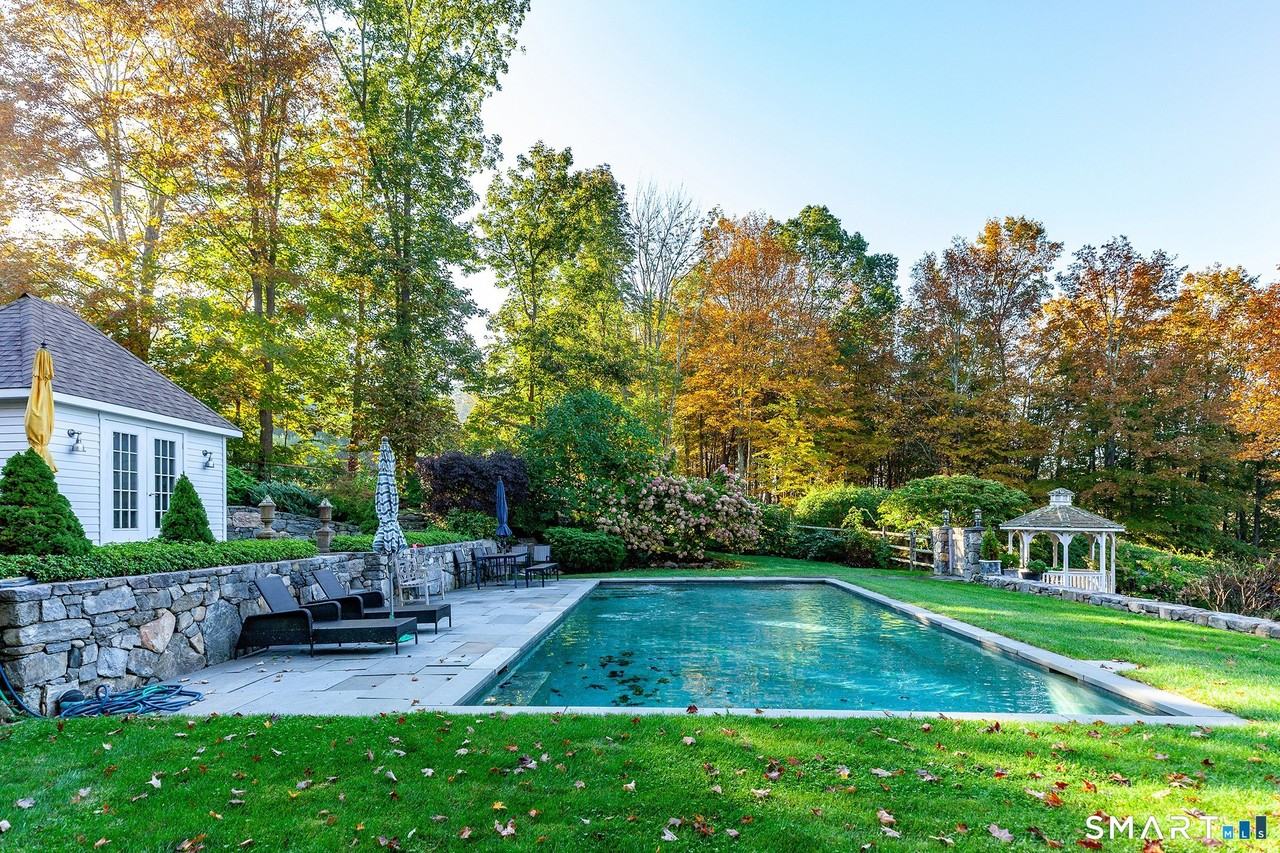 76 North St - Photo 5 of 37