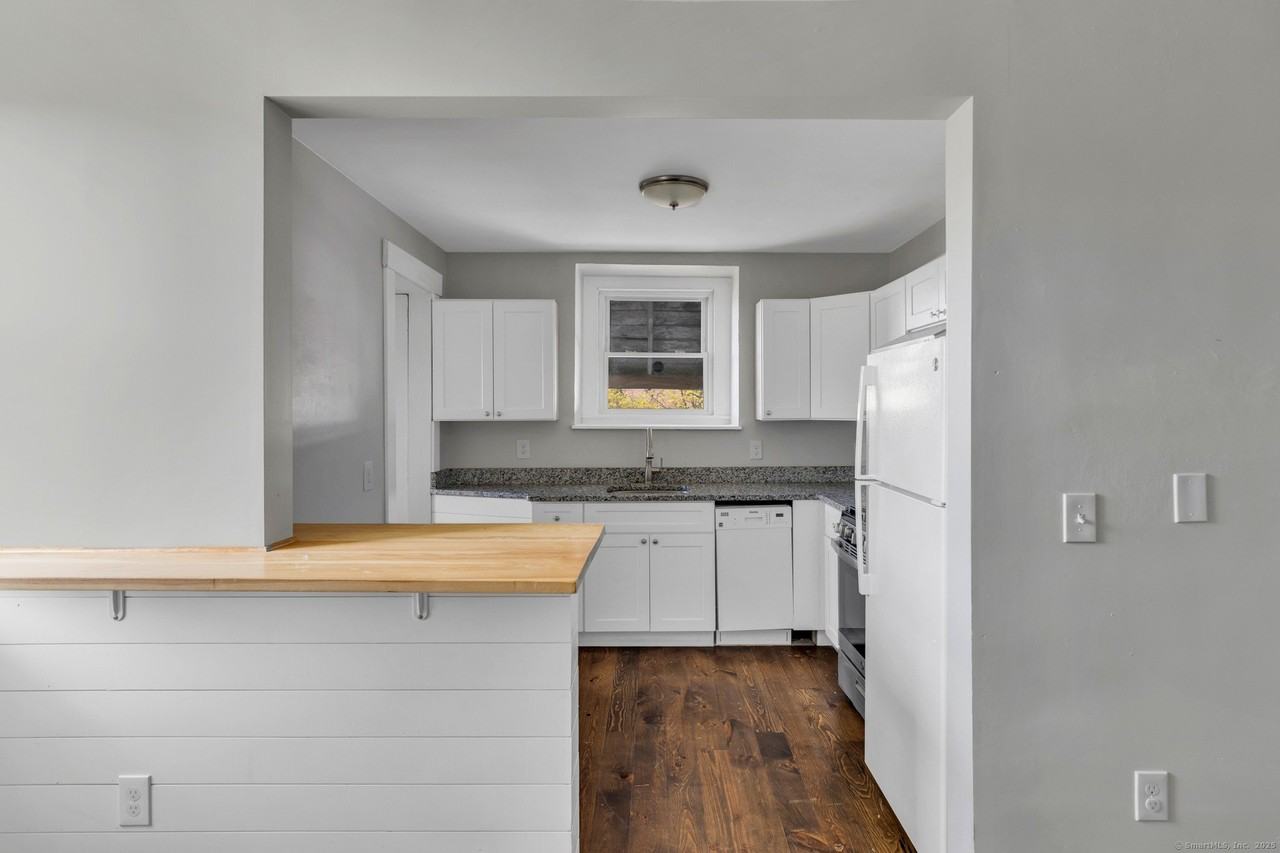 82 Water St #6 - Photo 7 of 17