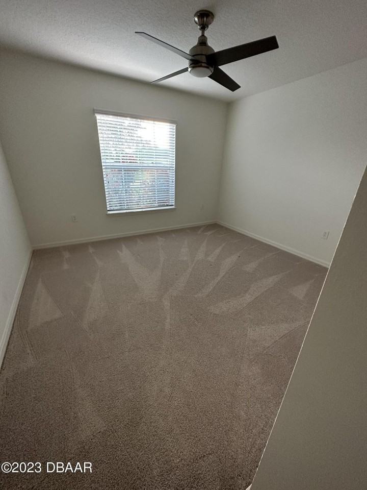 104 Keystone Dr - Photo 4 of 12