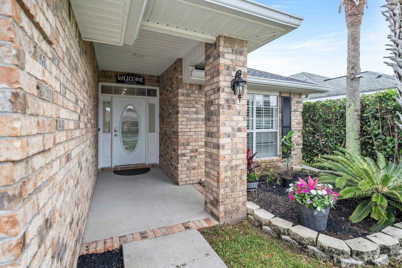 261 Sandy Cay Dr - Photo 4 of 50