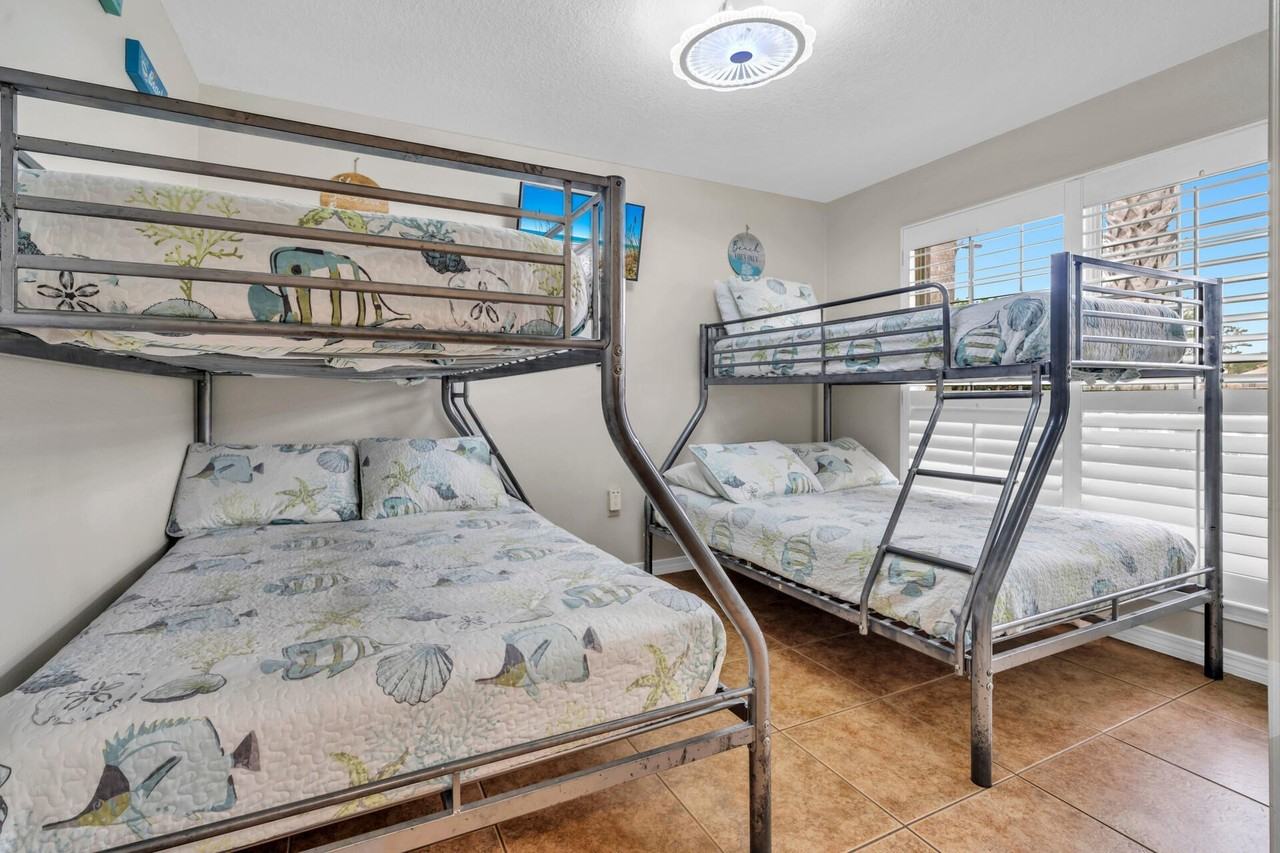 261 Sandy Cay Dr - Photo 7 of 50