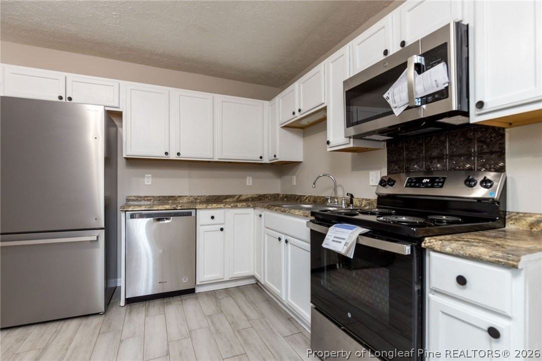 2243 Delta Dr - Photo 7 of 19