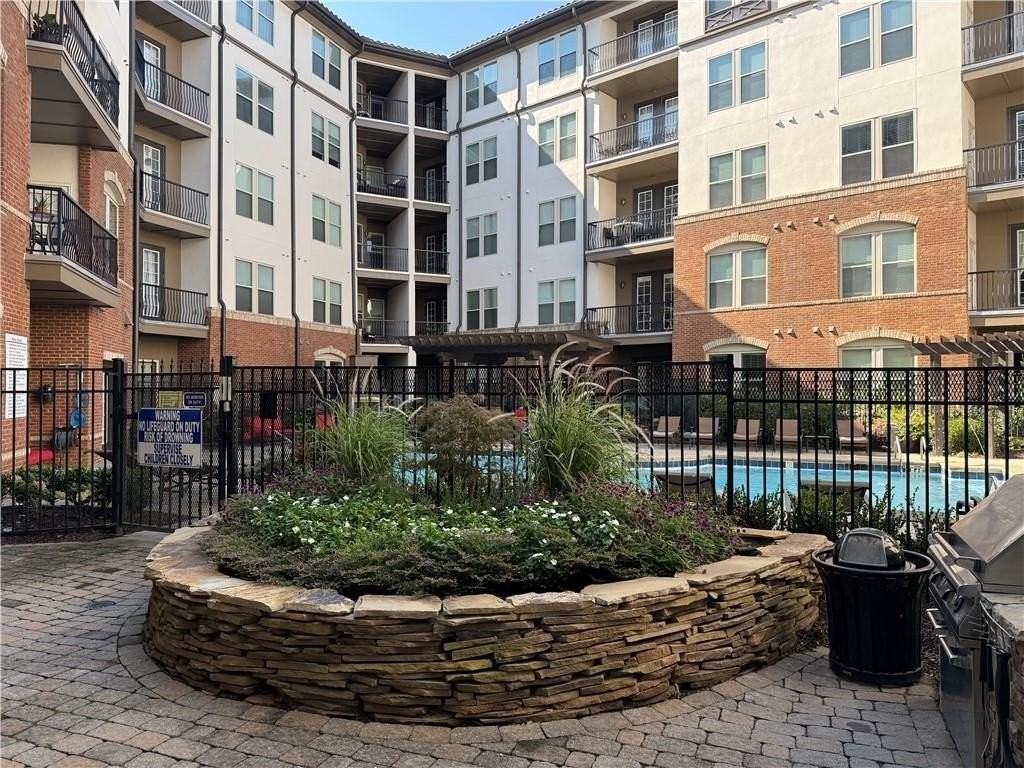 901 Abernathy Rd Ne Unit 2220 #2220 - Photo 2 of 37