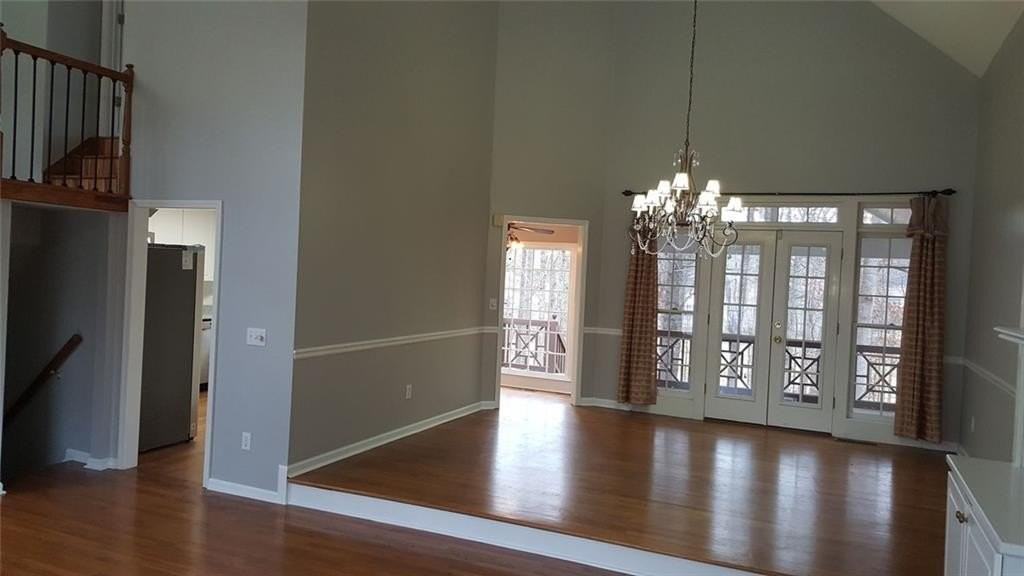 3885 Waterford Dr - Photo 5 of 40