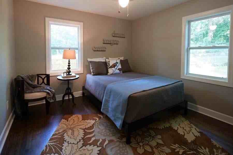 3787 Glenwood Rd - Photo 4 of 27