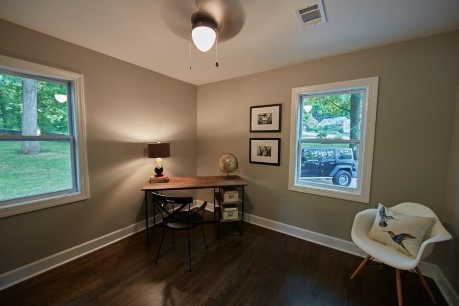 3787 Glenwood Rd - Photo 7 of 27