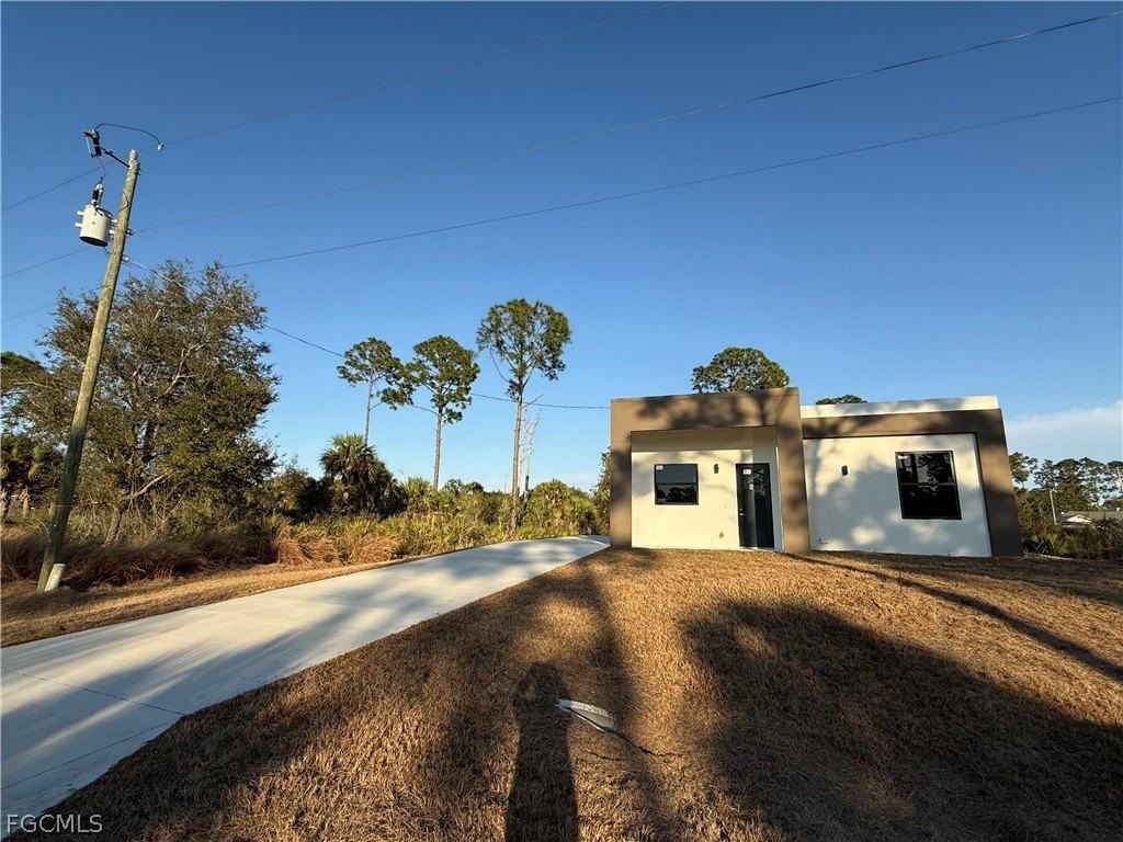 133 Nacelle Ave S - Photo 2 of 21