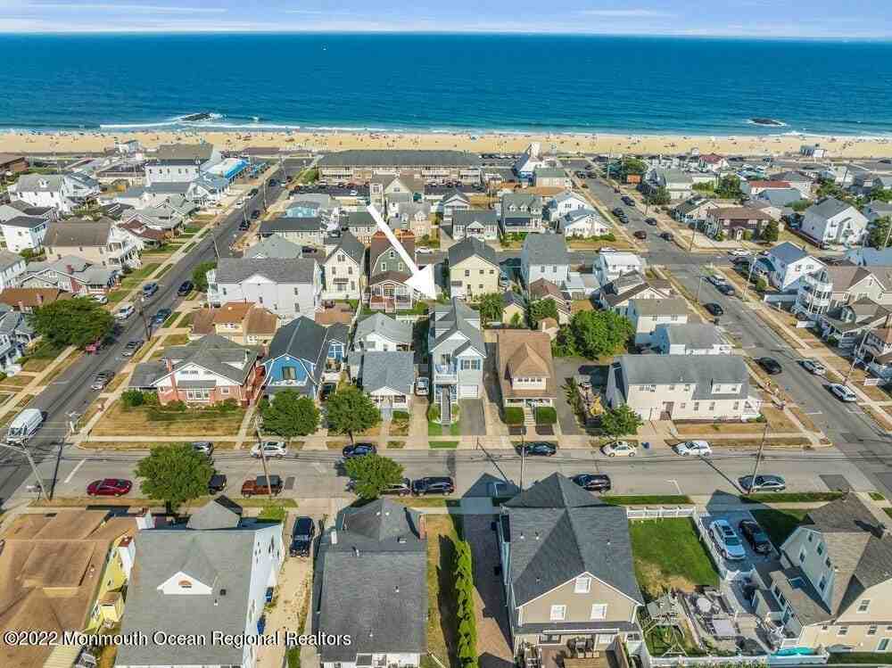 1706 A St - Photo 2 of 50