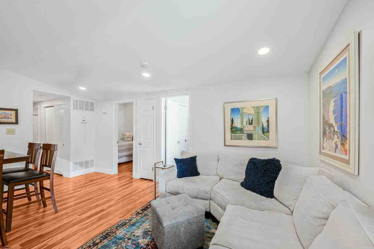 9609 Pacific Ave #2 - Photo 3 of 21