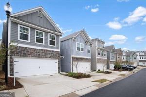 featured image of 241 Turner Ln