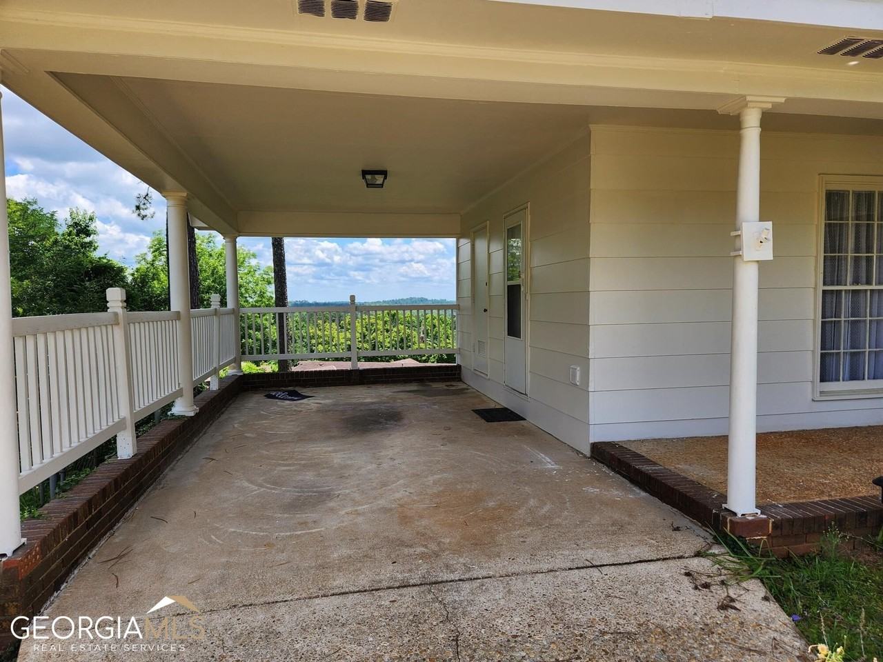 1136 Bunker Hill Rd - Photo 4 of 21