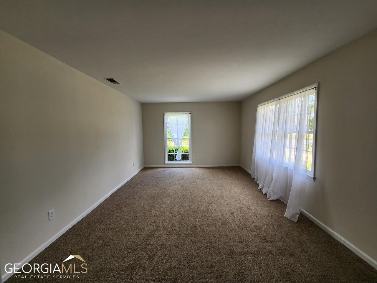 1136 Bunker Hill Rd - Photo 7 of 21