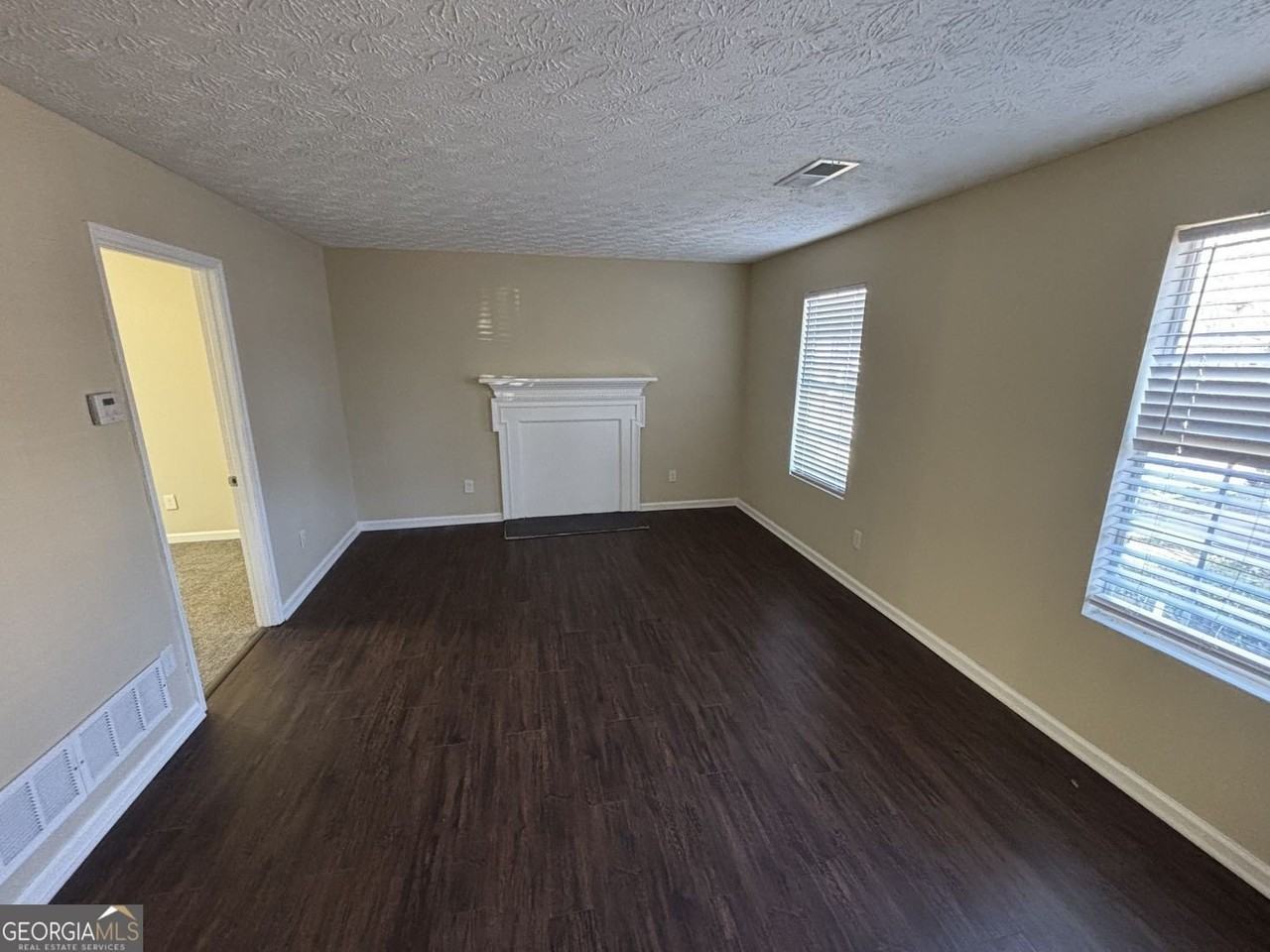 3972 Glenwood Downs Ln - Photo 5 of 13