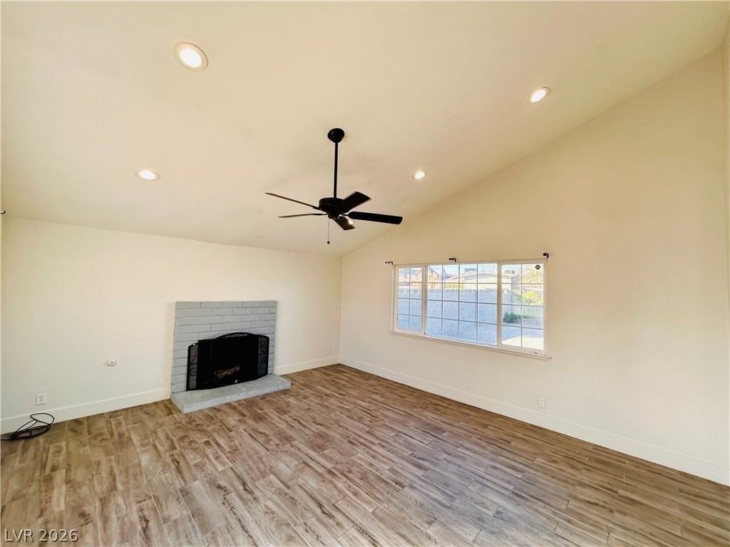 3960 Comb Ct - Photo 4 of 17